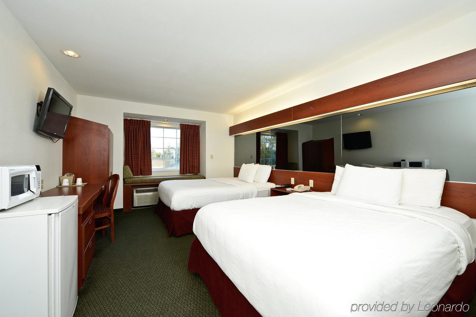 Americas Best Value Inn Lake Charles Interstate 210 Eksteriør bilde