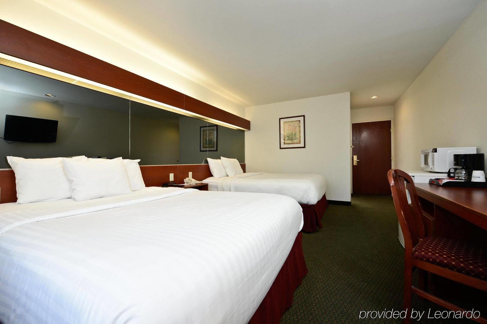 Americas Best Value Inn Lake Charles Interstate 210 Eksteriør bilde